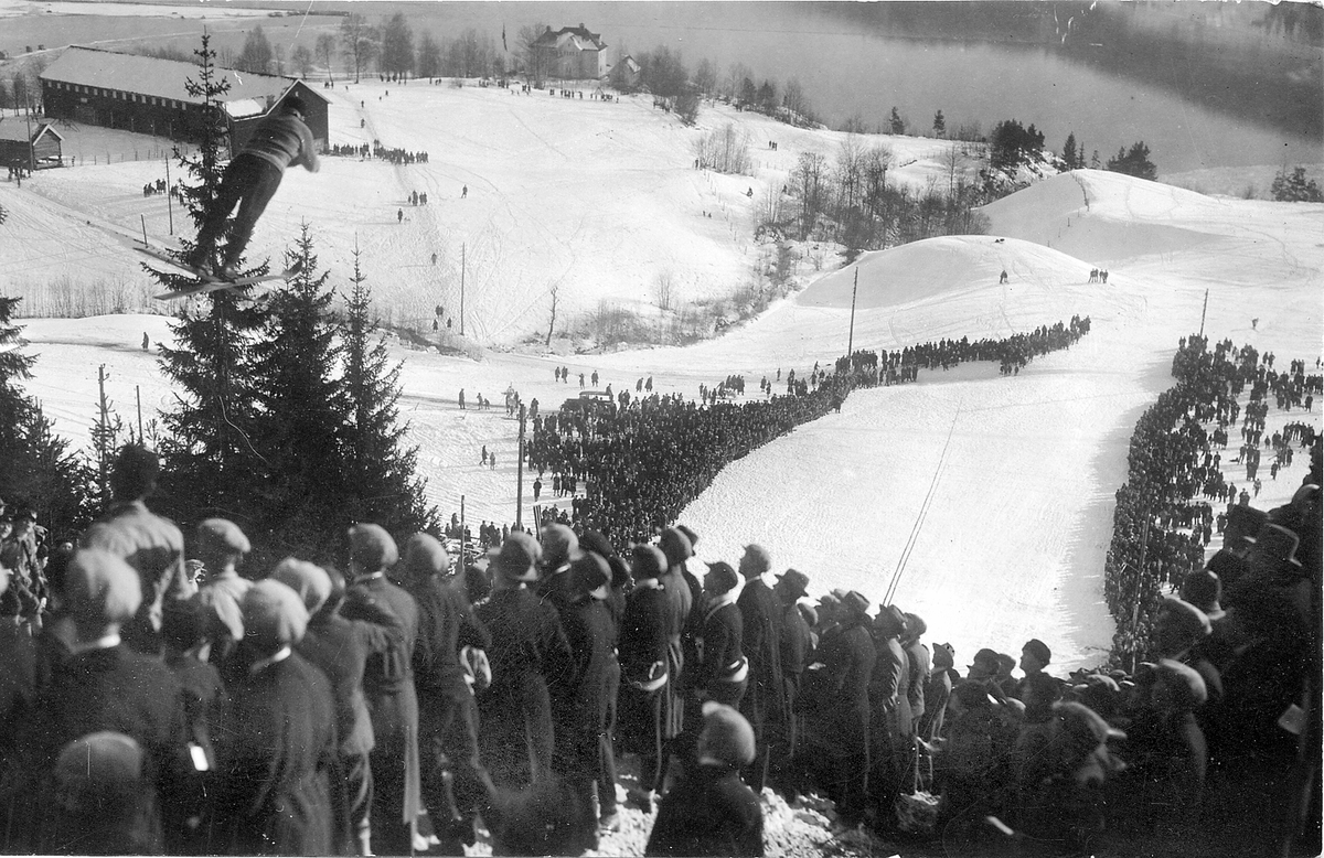 Hopprenn, Notodden. Tinnesjordet på Notodden - Telemark museum ...