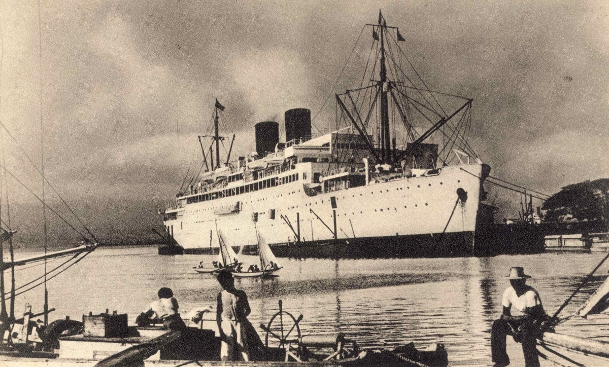 Fartyget SS Columbie som till hörde den franska transatlantiska linjen ...